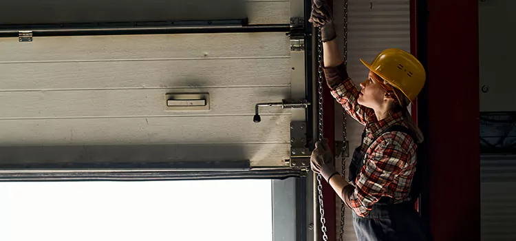 Addressing Common Garage Door Stoppage Issues in Champaign, IL