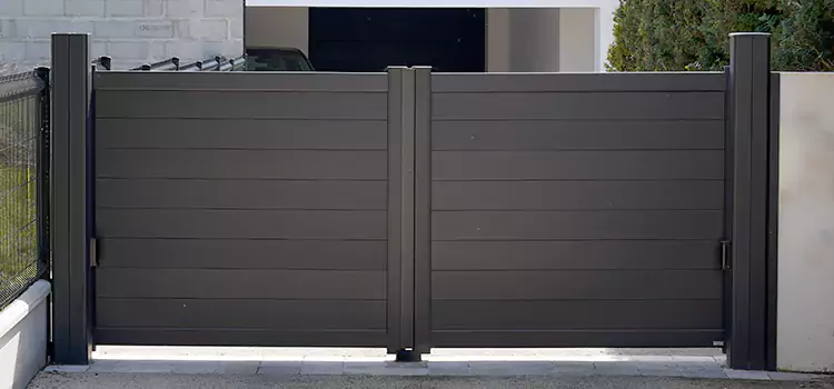Common Residential Gate Issues We Resolve in Champaign, IL